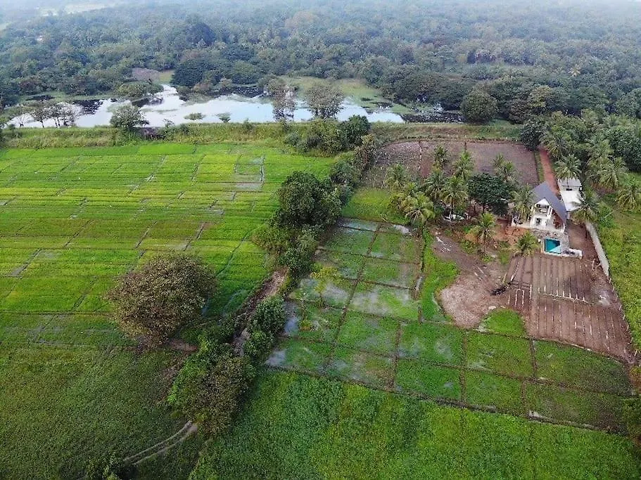 Linwewa Villa, Sigiriya 0*,